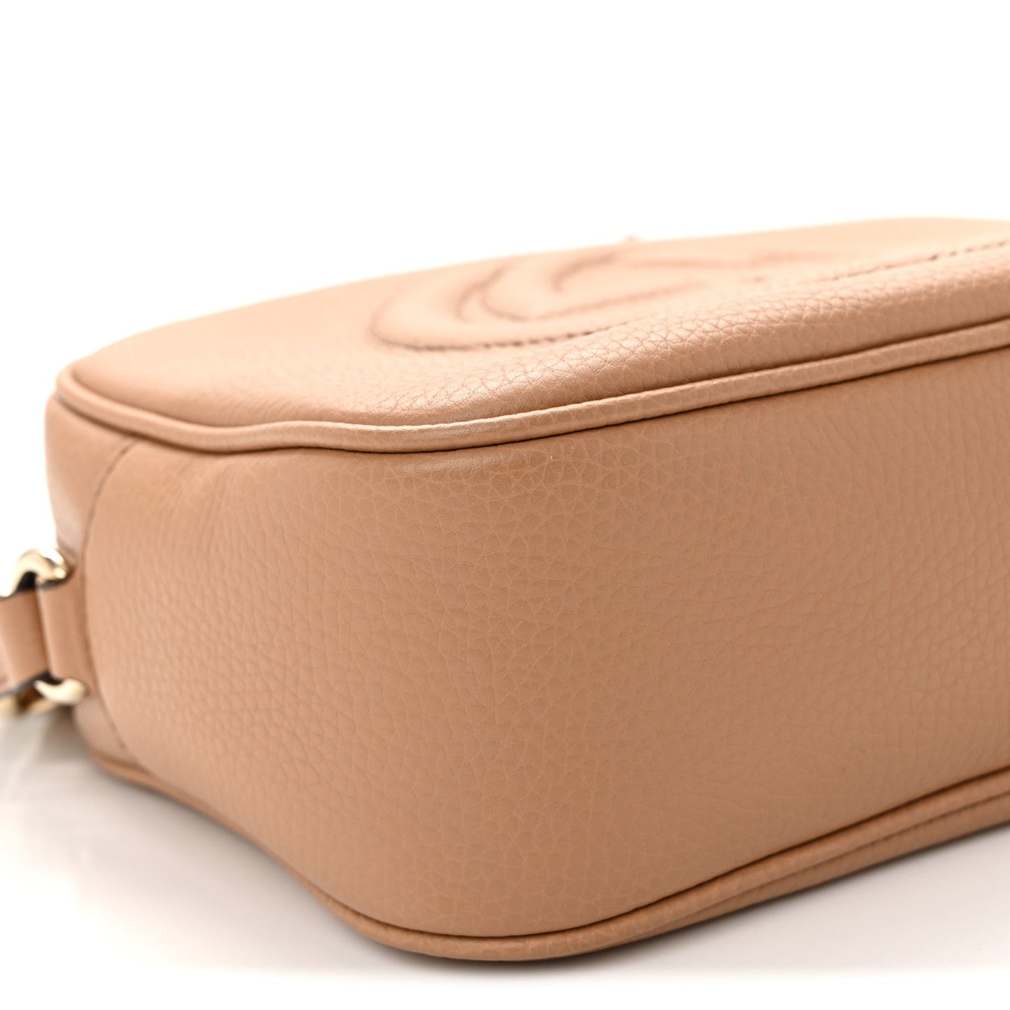 Pebbled Calfskin Small Soho Disco Bag Camelia