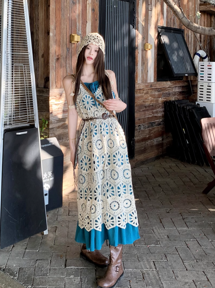 Fairy simple and elegant French blue suspender dress v-neck hollow woven knitted cardigan suit R1760