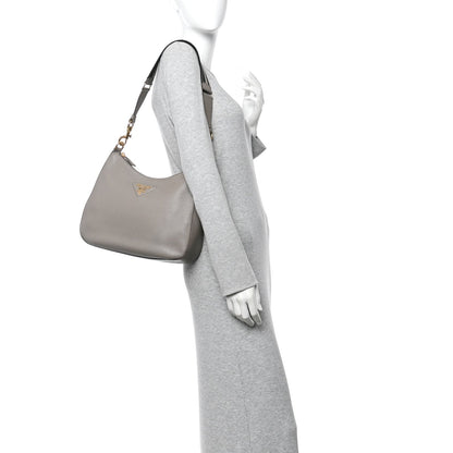 Vitello Daino Soft Large Zippered Messenger Hobo Argilla