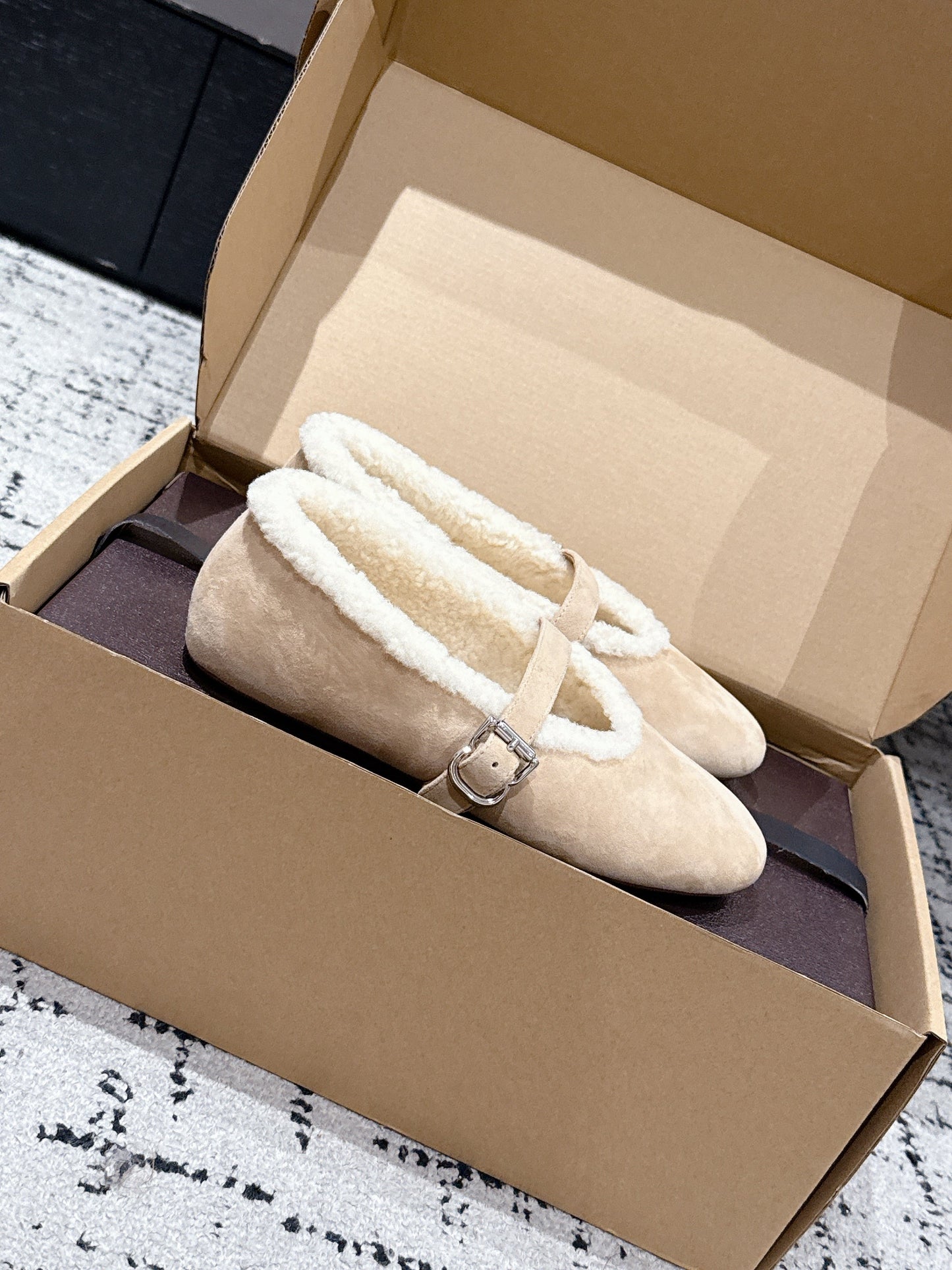 Alaia 2025 Ballet Flat Beige White Suede Wool 558671
