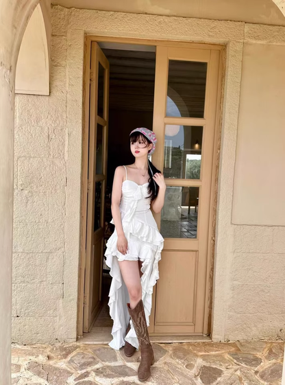 New Fashion White Irregular Ruffled Hem Design A-line Sleeveless Spaghetti Strap Dress TP3299