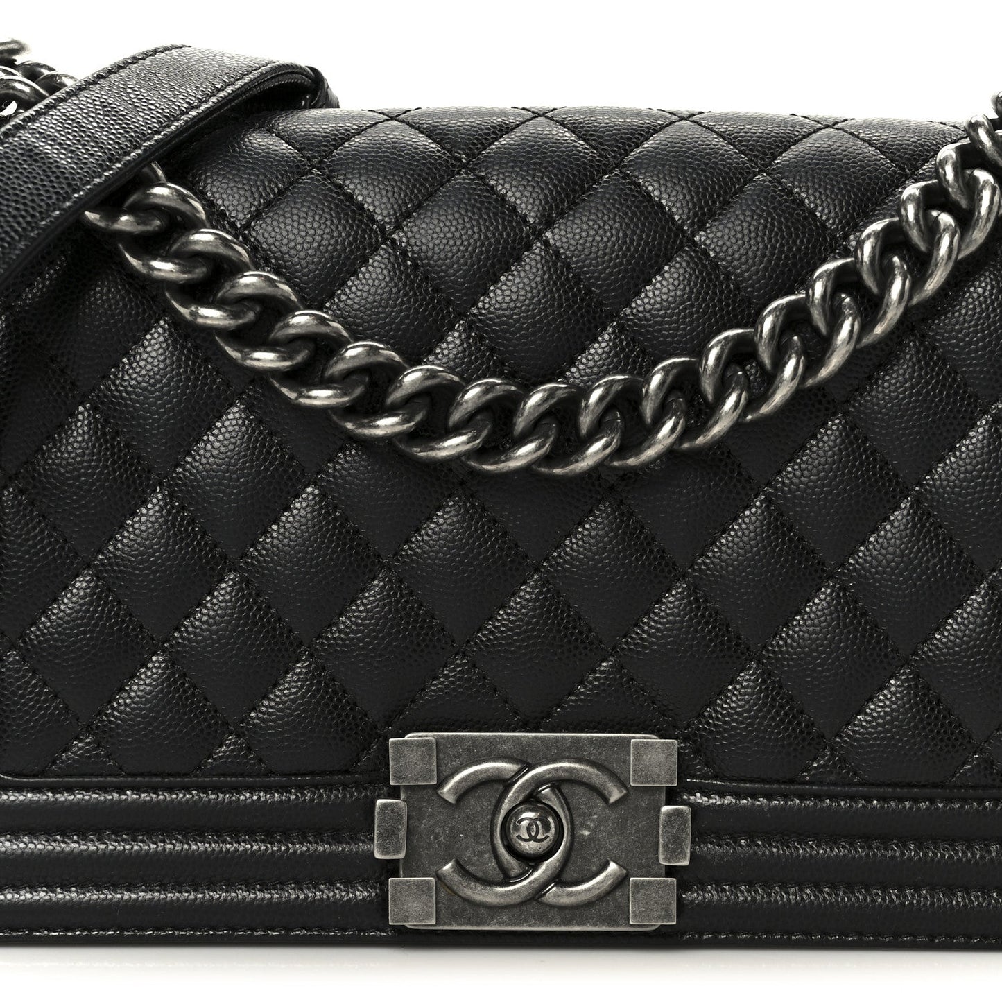 Caviar Quilted Medium Boy Flap Black