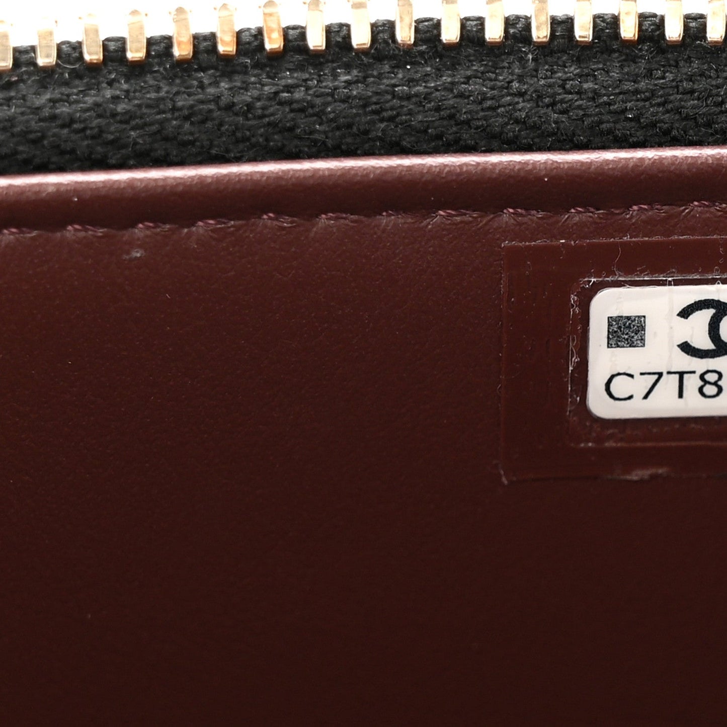 Caviar Quilted Small Vanity Case With Chain Black