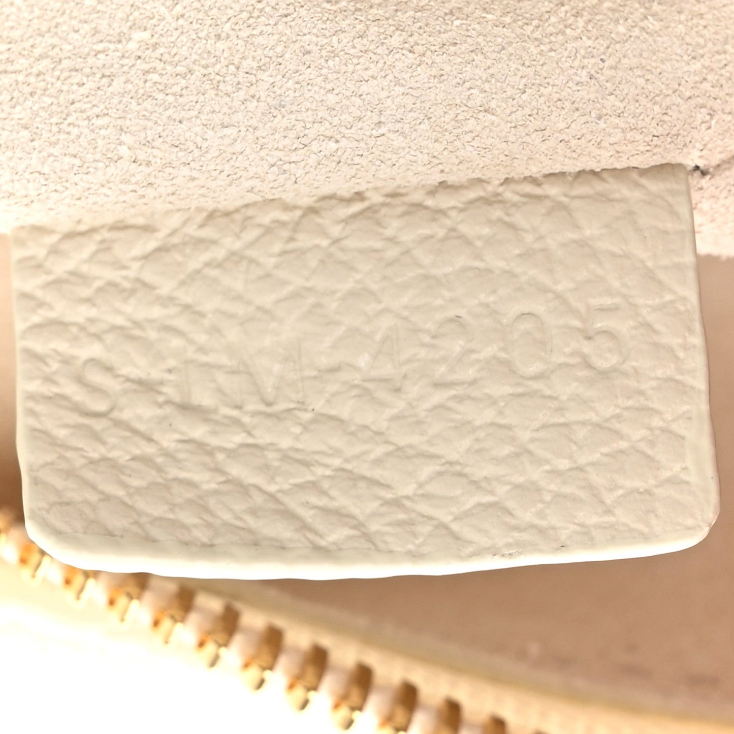Supple Grained Calfskin Teen Lulu Shoulder Bag Rice