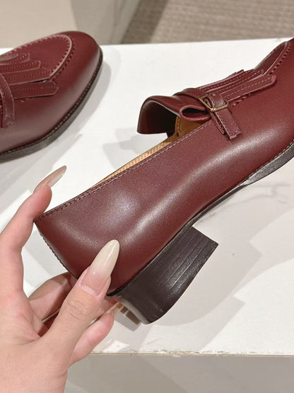 LP Pennan Fringe Burgundy Cowhide 564800