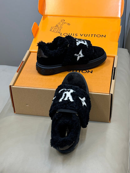 LV 25 Velcro Furry Sneakers Black Suede Wool 576952