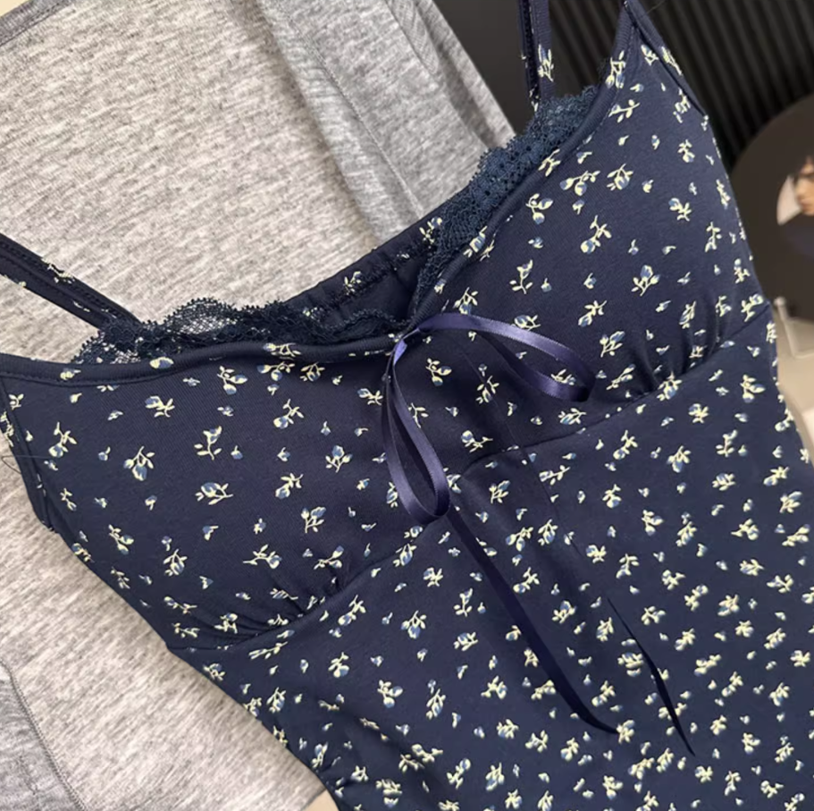 2025 floral dress suspenders versatile cardigan sweet hot girl design retro French top R0289