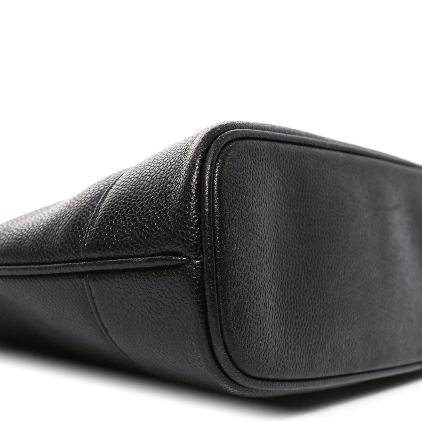 Caviar Shoulder Bag Black