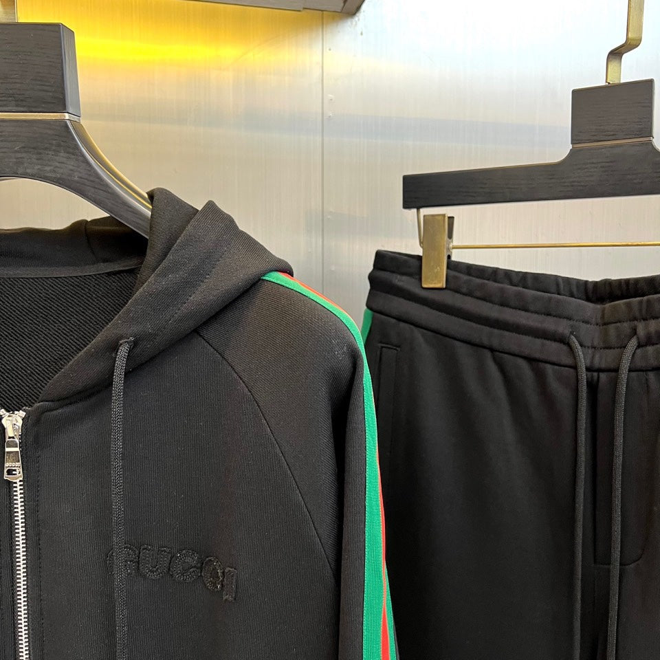 Gucci 25 Hooded Zip-up Jacket and Cuffed Trousers Suit 104020