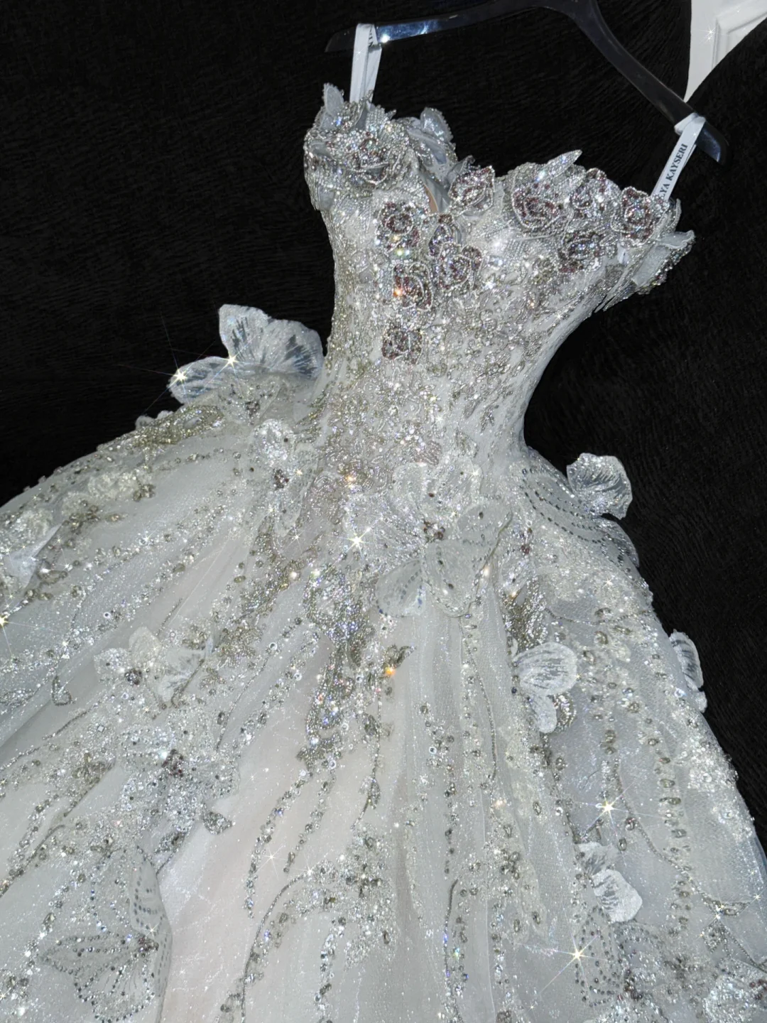 Gorgeous Shiny Beaded White Sweetheart Tulle Sequin Design Elegant A-Line Floor-length Wedding Dress TP4186