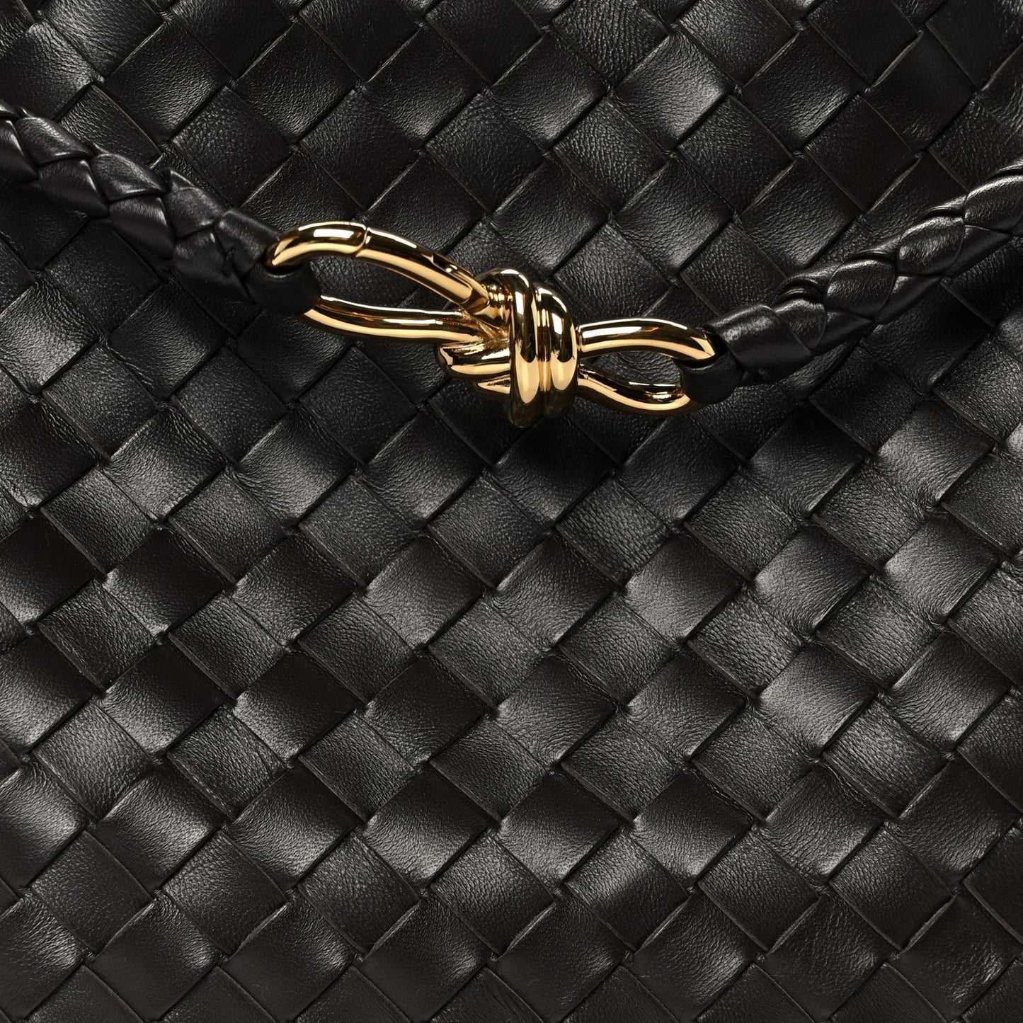 Nappa Intrecciato Medium Andiamo Shoulder Bag Fondant