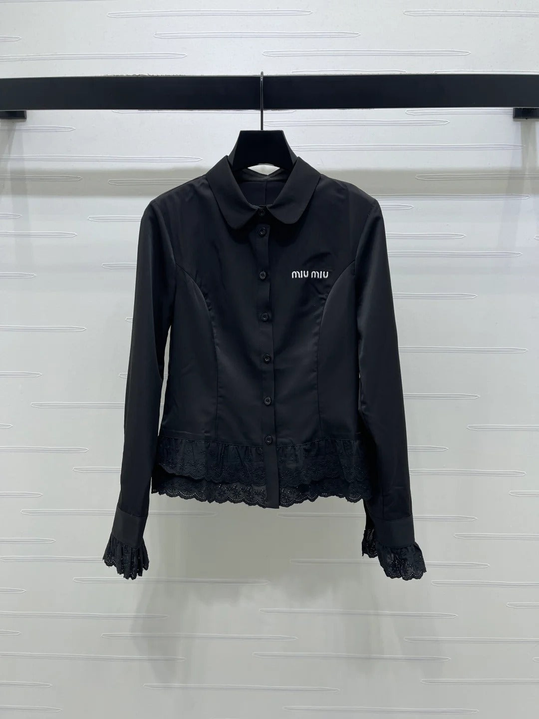 Miumiu 2026 Lace Embroidered Long-Sleeve Shirt Black and White Polyester 356380