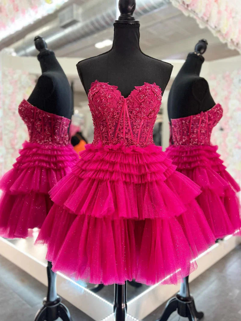 A-Line Sweetheart Lace Short Homecoming Dress