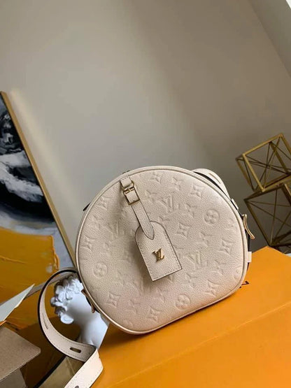 LOUIS VUITTON BOITE CHAPEAU SOUPLE MM BAG