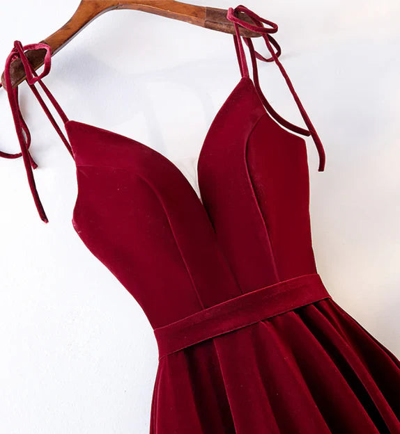 omberprom Beautiful Straps Long Prom Dress V-neckline Party Dress Bridesmaid Dress Evening Dress Wholesale