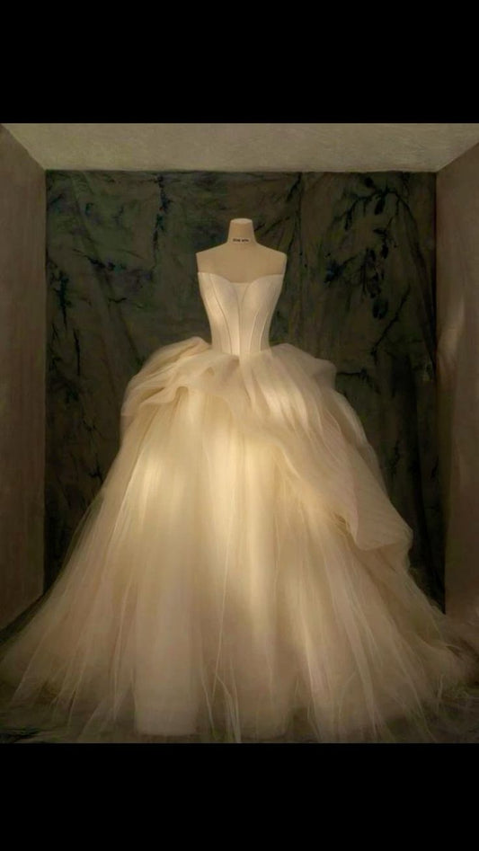 Elegant Ball Gown Strapless Satin Long Tulle Wedding Dresses With Ruffles CC350