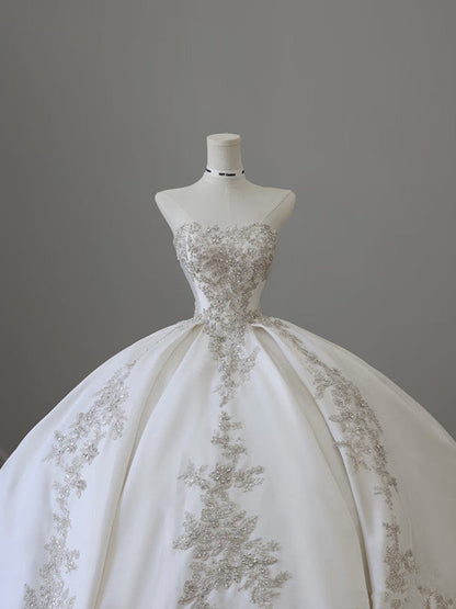 Unique Ball Gown Strapless White Lace Satin Long Wedding Dresses Brides Dress
