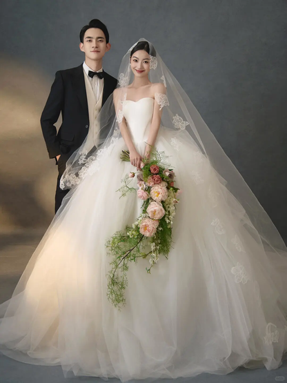 Princerss Ball Gown Strapless Satin Tulle With Veil Long Wedding Dresses C3908