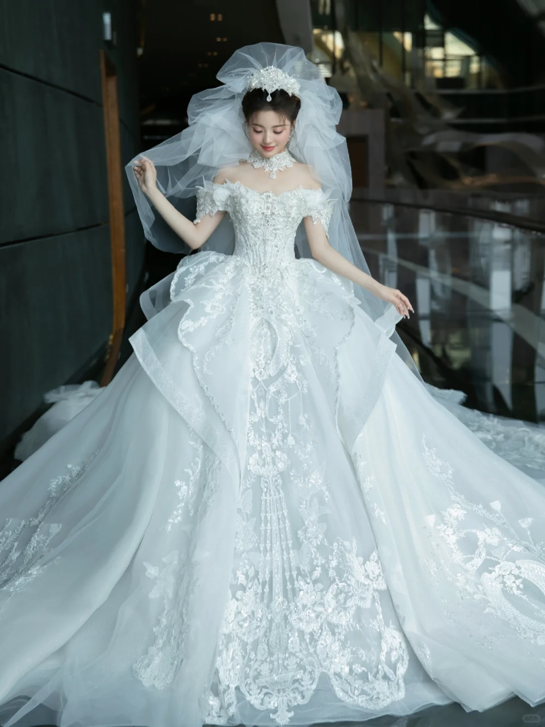 Dreamy Ball Gown Off The Shoulder White Tulle Lace With Veil Long Wedding Dresses C4098