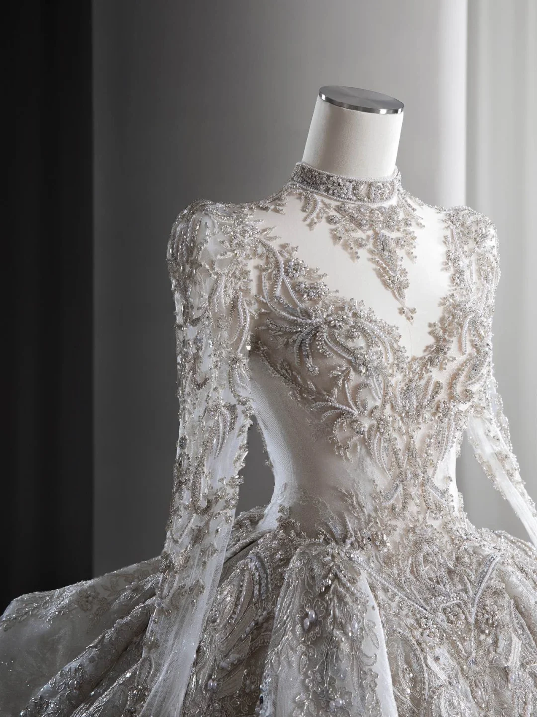 Timeless Ball Gown Tulle Lace Sequin Beaded Long Sleeves Long Wedding Dresses C4131