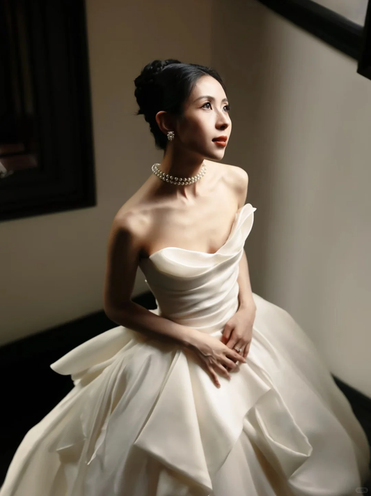 Elegant Ball Gown Strapless Satin Pleated Long Wedding Dresses C4164