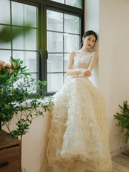 Dreamy  Ball Gown Strapless Tulle Beaded Long Wedding Dresses C4174