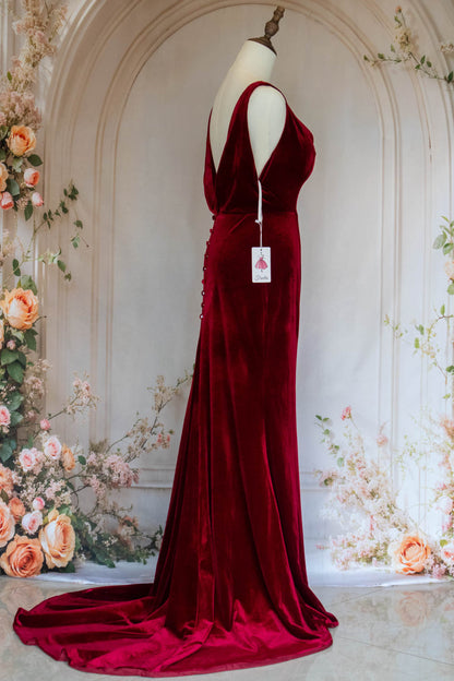 Charming Mermaid V Neck Burgundy Velvet Long Party Dress with Open Back