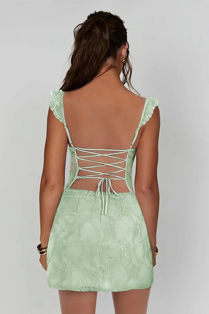 Charming Lace Bodycon Homecoming Dress with Spaghetti Straps and Side Slit