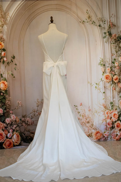 Chic Spaghetti Straps Mermaid Chapel Train Satin Wedding Dress with Bowknot