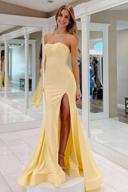 Dazzling Yellow Mermaid Strapless Dress with Flowing Slit Prom Dress