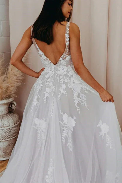 omberprom Elegant A-Line V Back Long Wedding Dress with Lace Appliqued Charming Bridal Gown