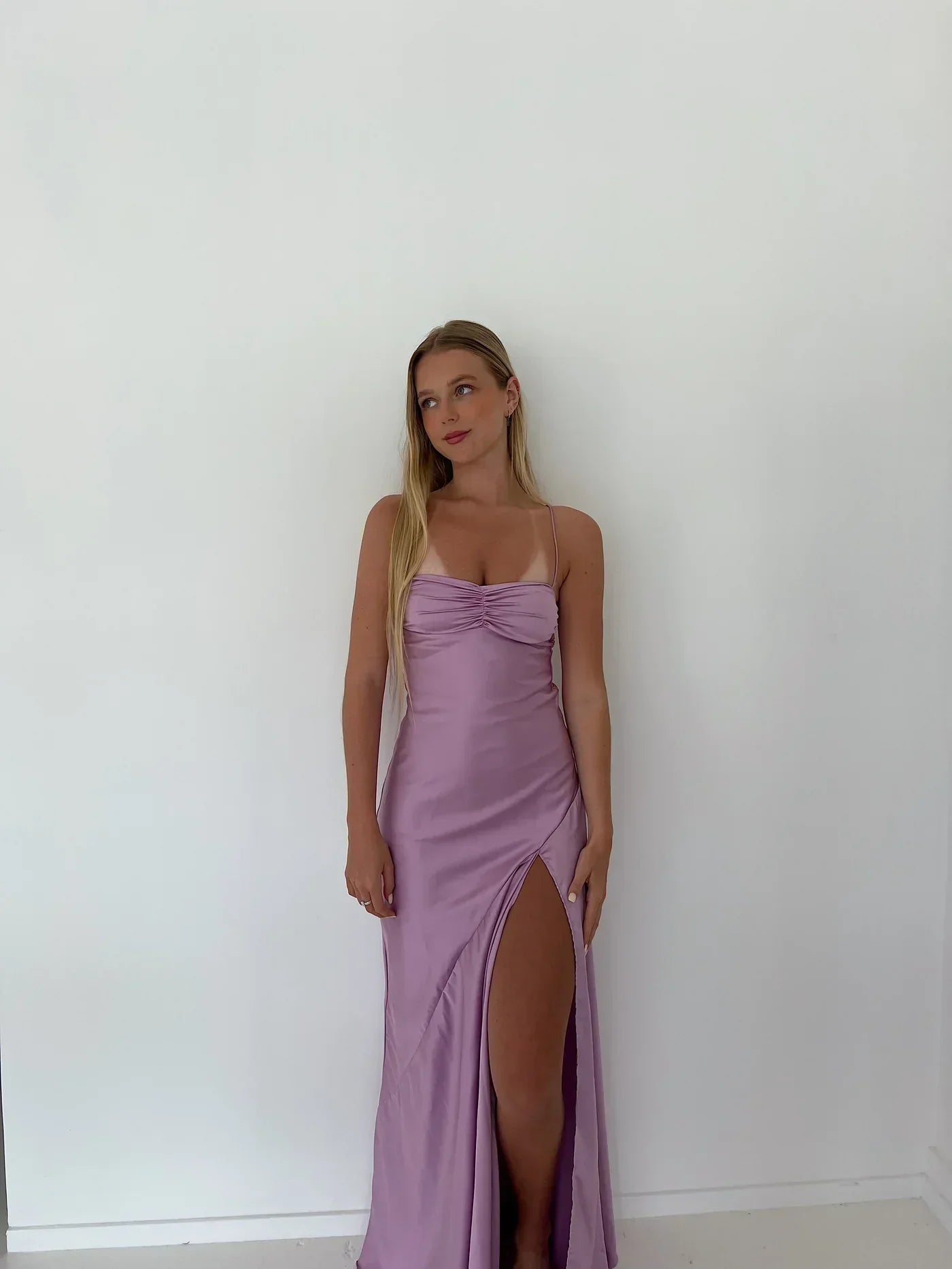 omberprom Elegant Evening Dresses Spaghetti Straps Long Prom Dress Satin Simple Formal Party Dress With Slit