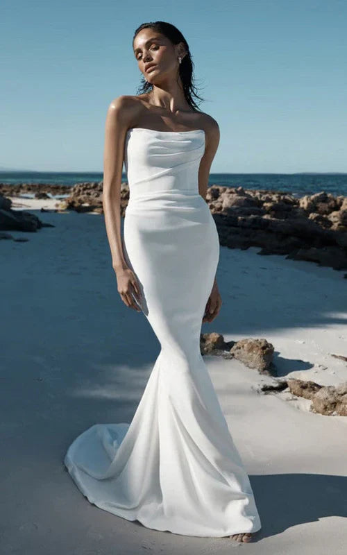 omberprom Elegant Mermaid Strapless Sleeveless Wedding Dress With Sweep Train Simple Bridal Gown