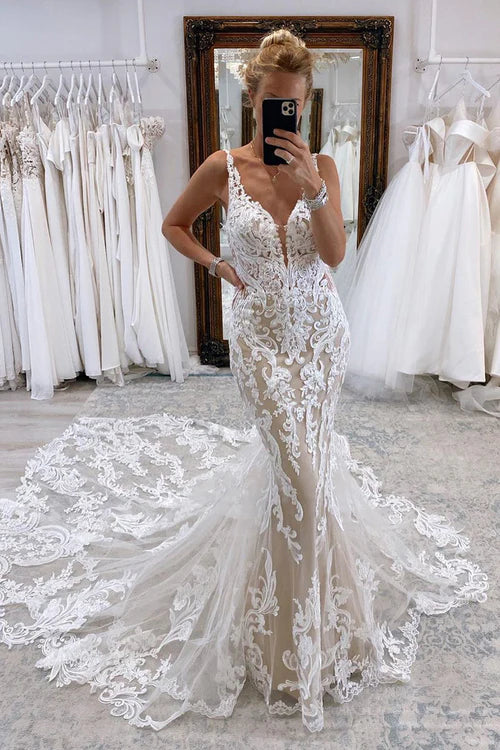 omberprom Elegant Mermaid V Neck Tulle Lace Wedding Dresses with Train Charming Bridal Gown