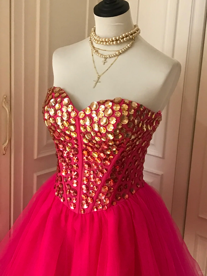 Charming Sweetheart Neck Red tulle Beaded Cocktail Dress Short Homecoming Dress Y9055