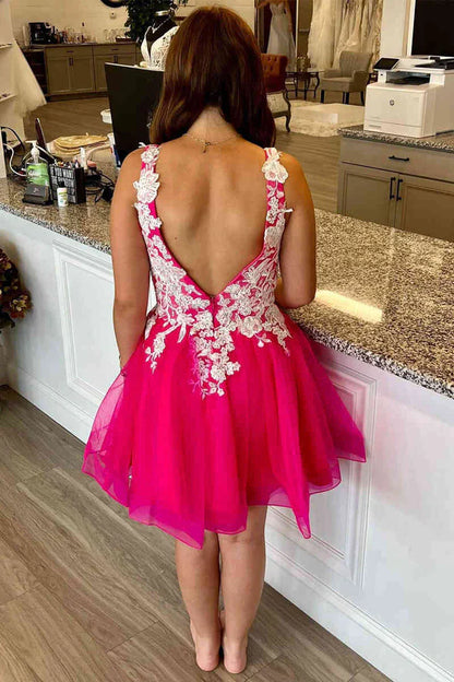 omberprom Elegant A-line Graduation Dresses V-Neck Tulle Homecoming Dress with Appliques