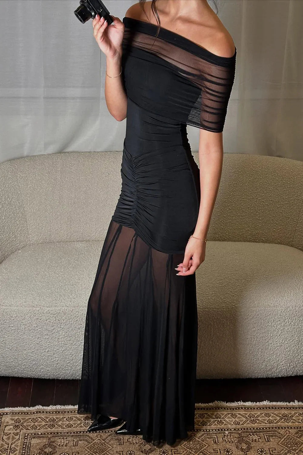 Fashionable Mermaid Off the Shoulder Black Long Party Dress with Ruffles