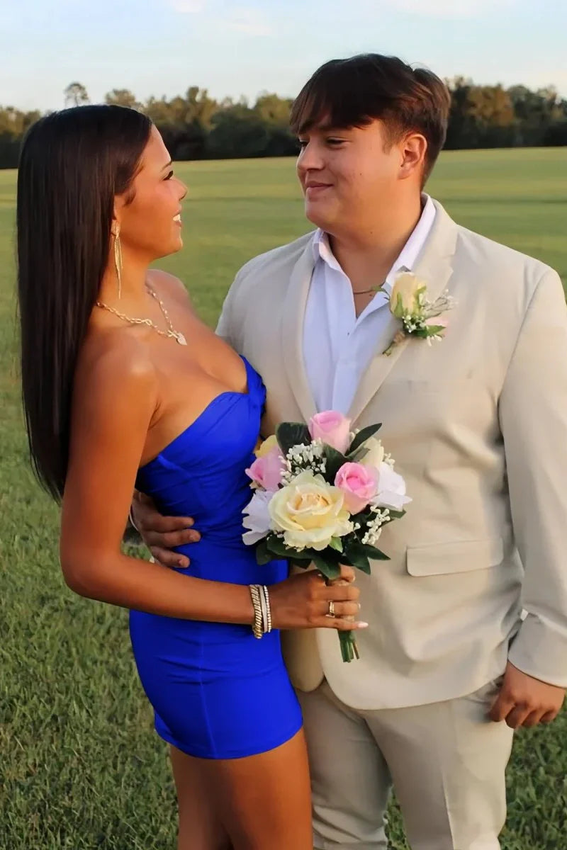Elegant Strapless Yellow Ruched Bodycon Homecoming Dress with Cutout Detail