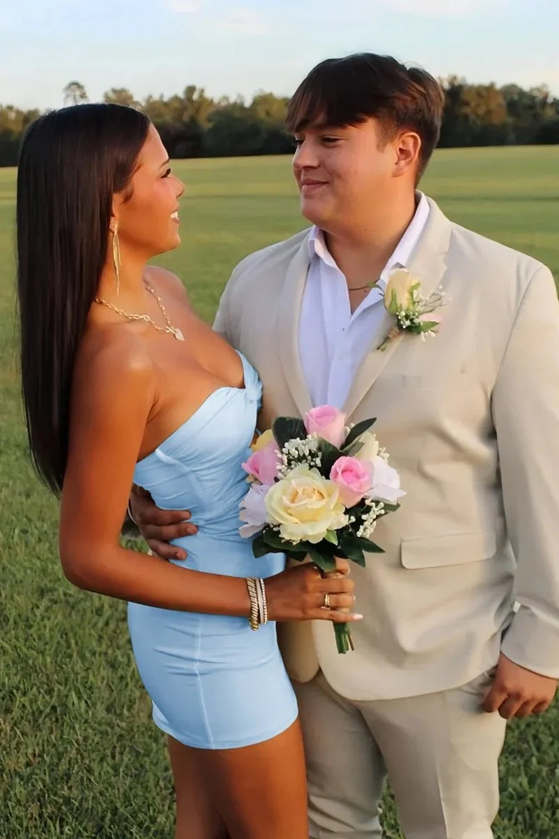Elegant Strapless Yellow Ruched Bodycon Homecoming Dress with Cutout Detail
