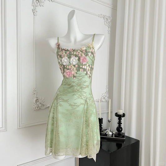 Stunning A Line Spaghetti Straps Satin Lace Applique Short Homecoming Dress,Summer 17th Birthday Dress GG3971