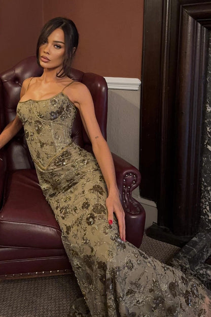 Gorgeous Mermaid Spaghetti Straps Green Lace Long Prom Dress with Appliques