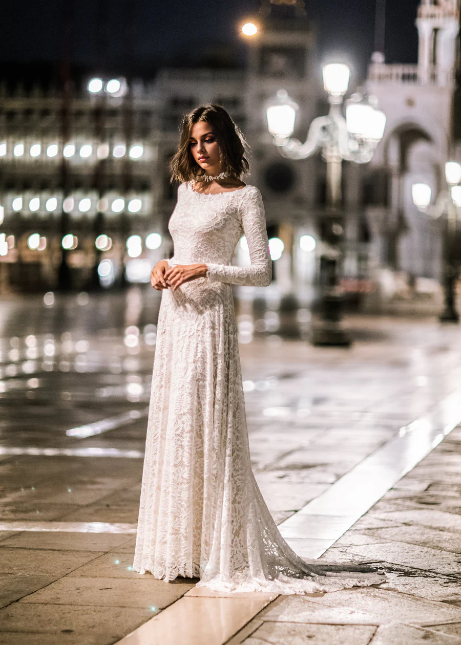 omberprom Elegant Long Sleeves Wedding Dresses with Sweep Train Charming Bridal Gown