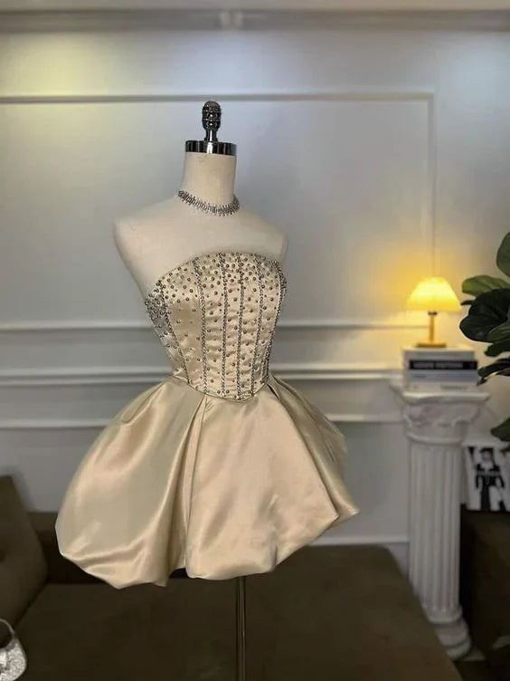 omberprom Chic A-Line Strapless Satin Beading Homecoming Dress Short Party Dress Lovely Graduation Dress