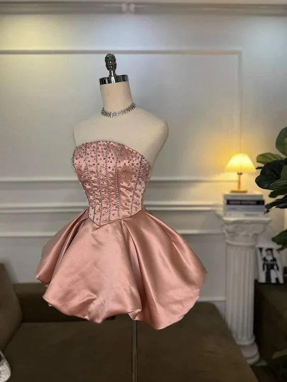 omberprom Chic A-Line Strapless Satin Beading Homecoming Dress Short Party Dress Lovely Graduation Dress