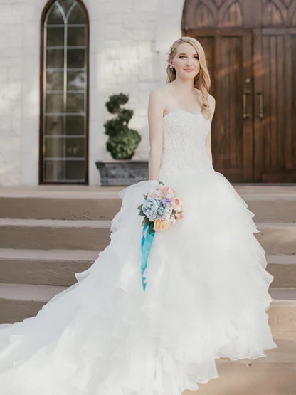Simple Strapless Off-The-Shoulder Tulle Tiered Princess Wedding Dresses Gowns Beautiful