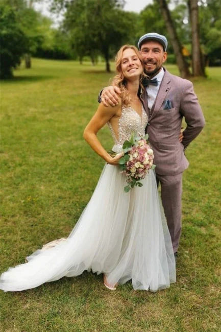 V Neck Beading Tulle A-Line Elegant Wedding Dress Charming Wholesale