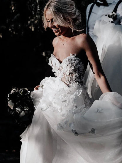 Wholesale Stunning Sweetheart A-line Wedding Dresses Tulle Appliqued Gowns Off Shoulder Floor Length Charming