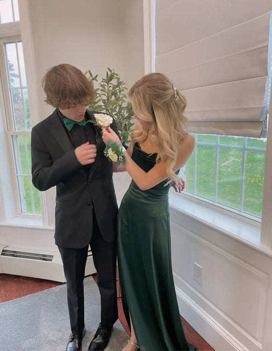 omberprom Green Straps Velvet Long Party Dress with Slit Charming Evening Dress Formal Dress Wholesale