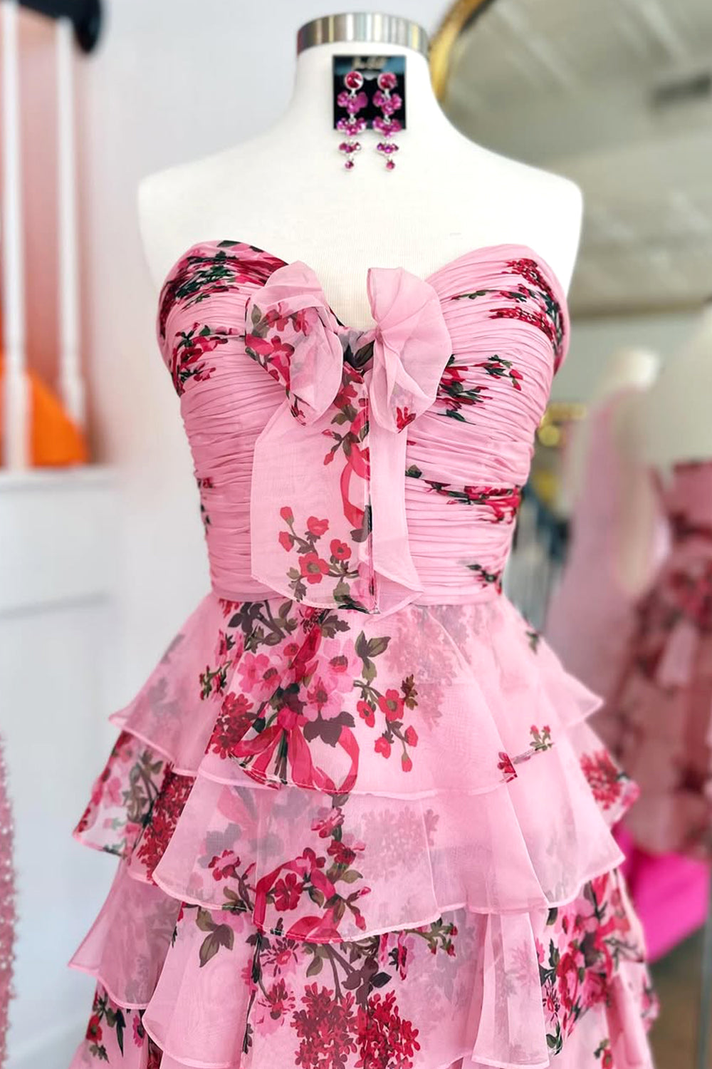 Floral Tiered Ruffle Homecoming Dress with Sweetheart Neckline and Bow Detail