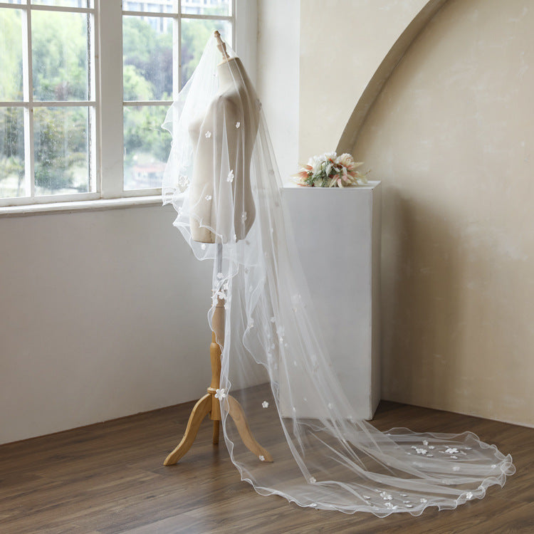 Classy Flowers Tulle 3 Meters Wedding Veil